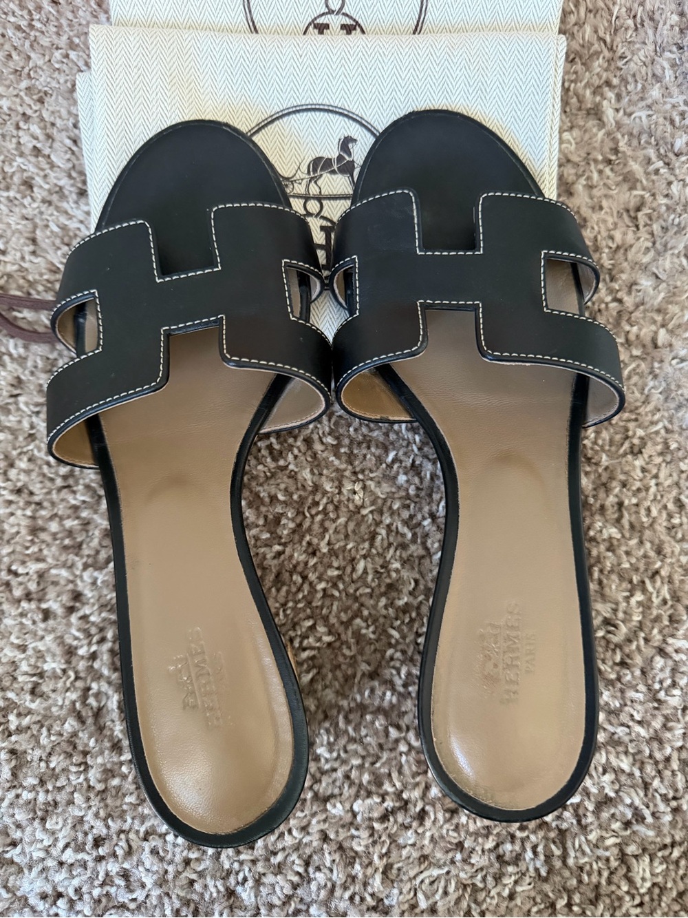 Hermes Oasis Sandal Black - Picture 2 of 6